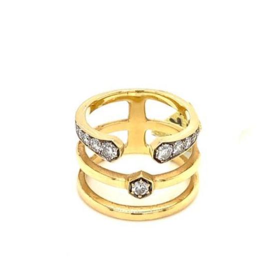The ring you’ve been looking for to complete your stacking!